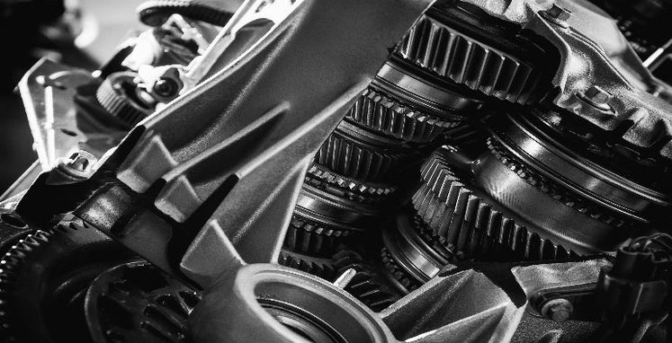Engine & Performance